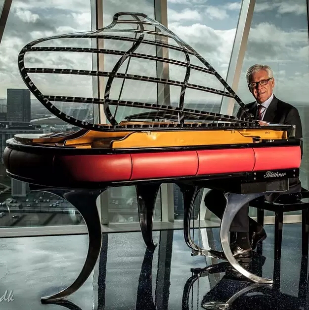 它，實(shí)現(xiàn)了80年前人們的“假想未來(lái)”！